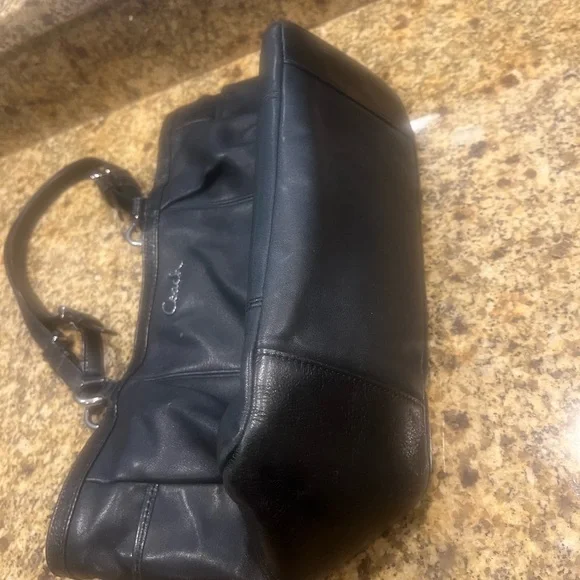 Coach Gallery Soft Black Leather Handbag Tote Purse - Picture 8 of 13